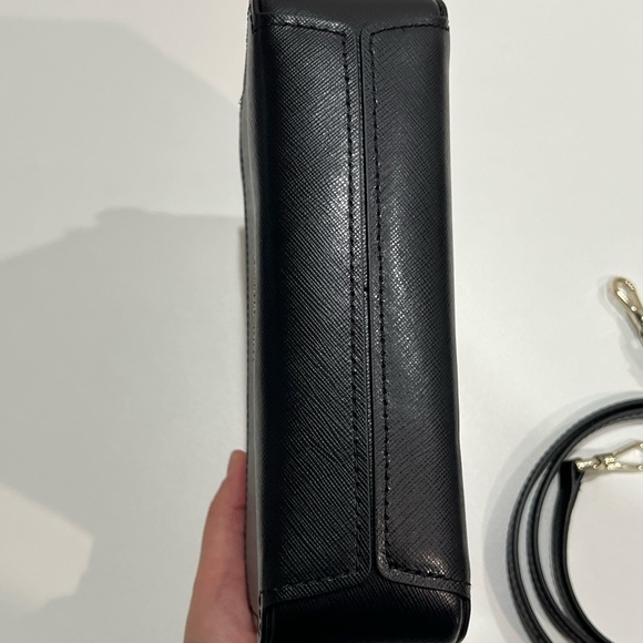 Kate Spade Lauryn Camera Bag - Picture 2 of 6